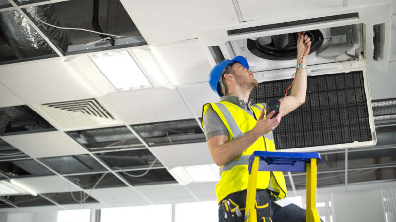 Signs You Need a New Commercial HVAC Contractor